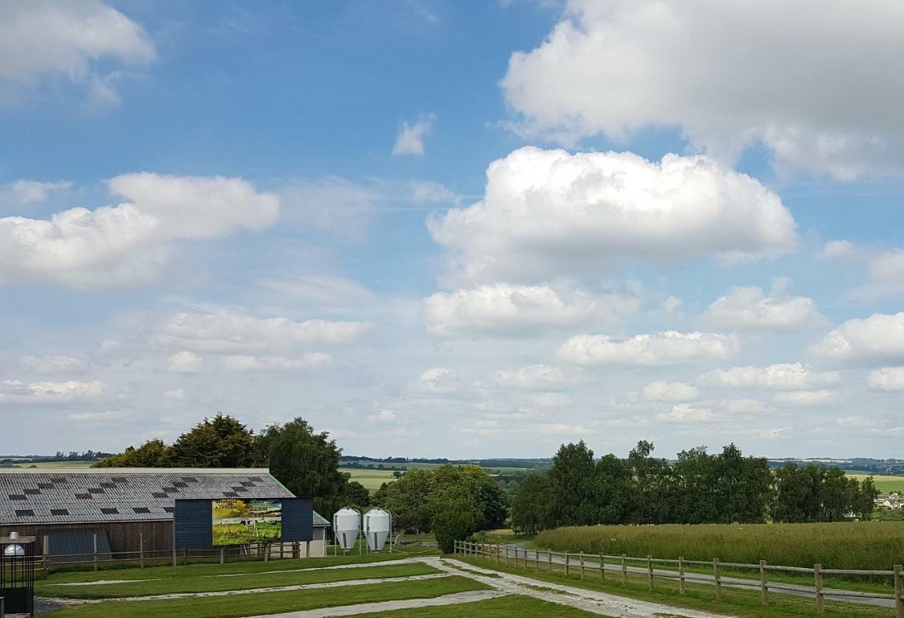 Village Guerzaille Saint-Caradec ภายนอก รูปภาพ